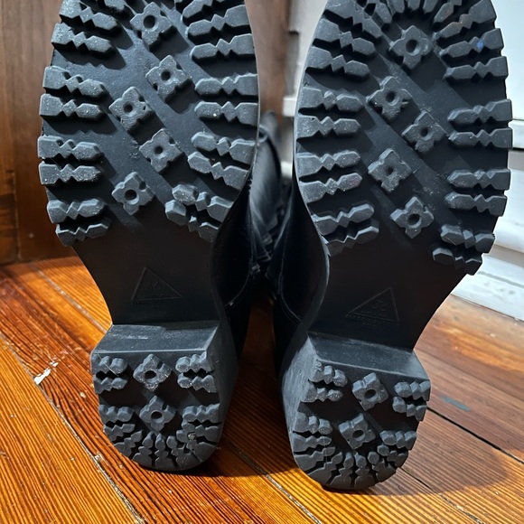 One Way Vintage NYC 80s black leather lace up chunky heel boots - Picture 4 of 6